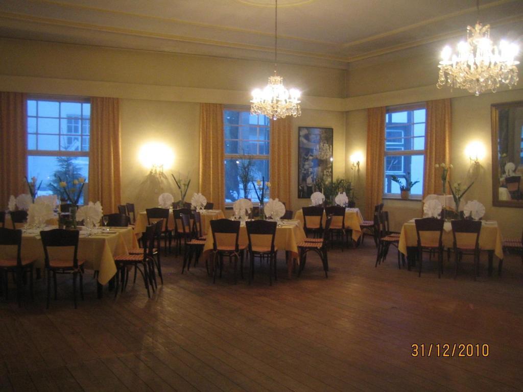 Hotel Drei Kronen Текленбург Экстерьер фото